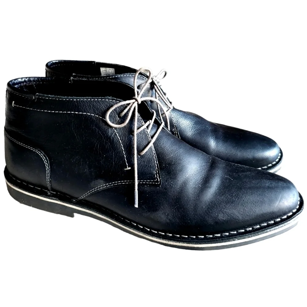 Sharp Steve Madden Black Chucka Boots